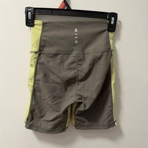 Wilo Women’s Ribbed Bike Shorts